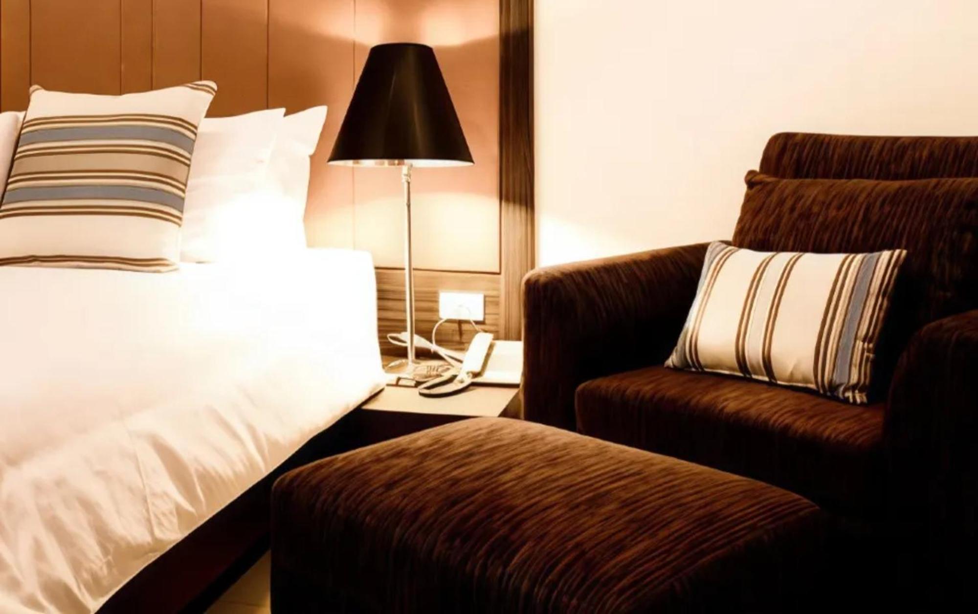 Crystal Suites Suvarnbhumi Airport Bangkok Ngoại thất bức ảnh
