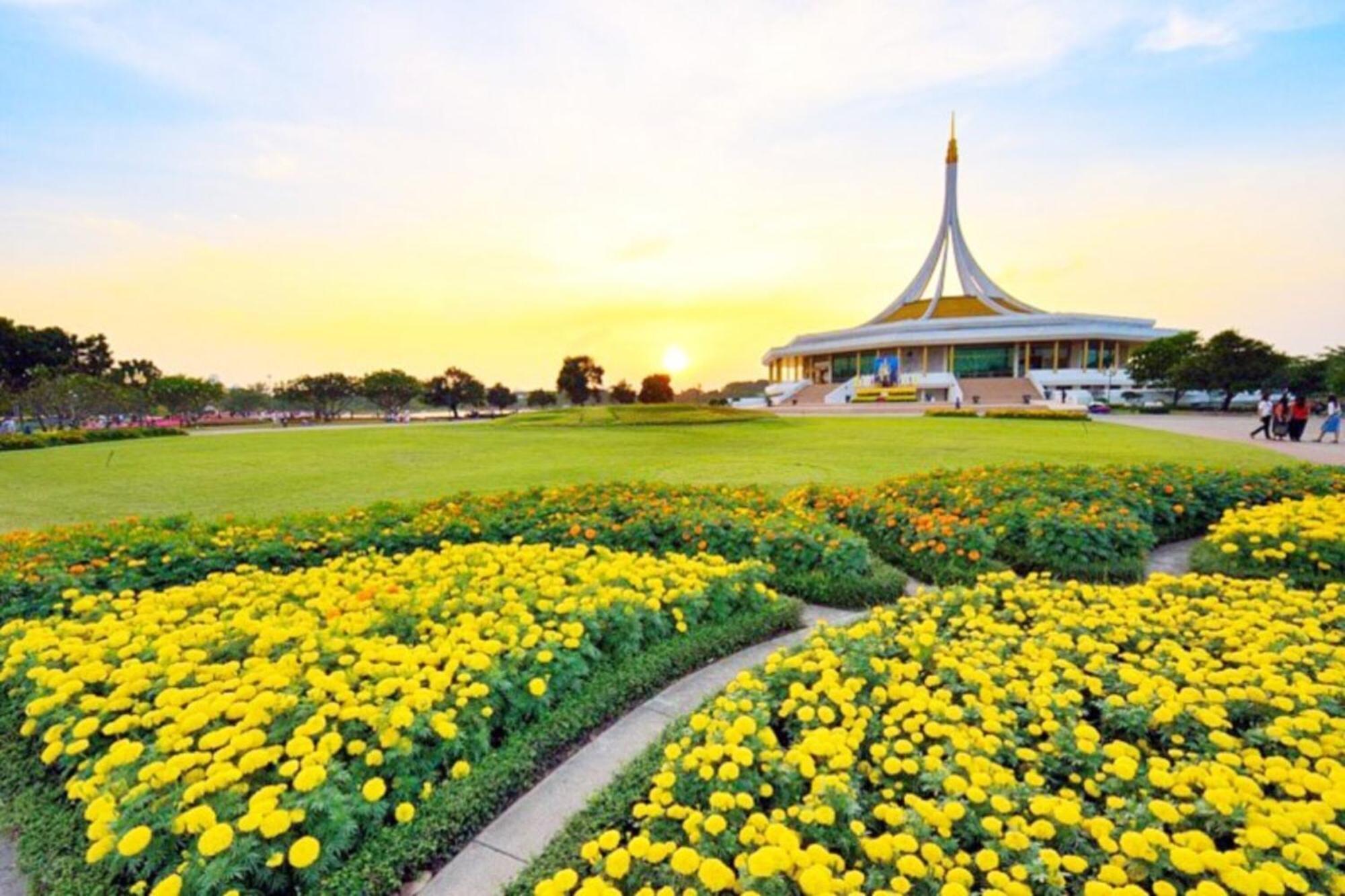 Crystal Suites Suvarnbhumi Airport Bangkok Ngoại thất bức ảnh