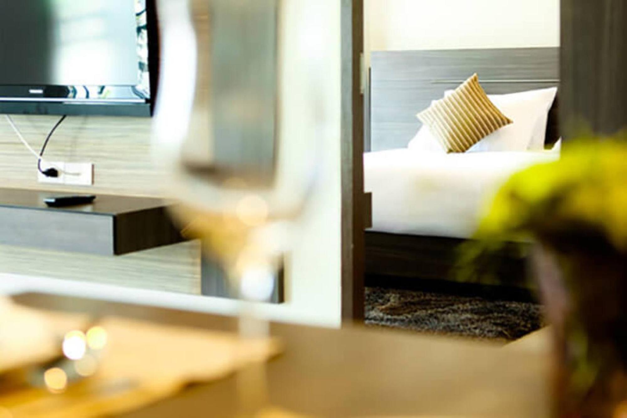 Crystal Suites Suvarnbhumi Airport Bangkok Ngoại thất bức ảnh