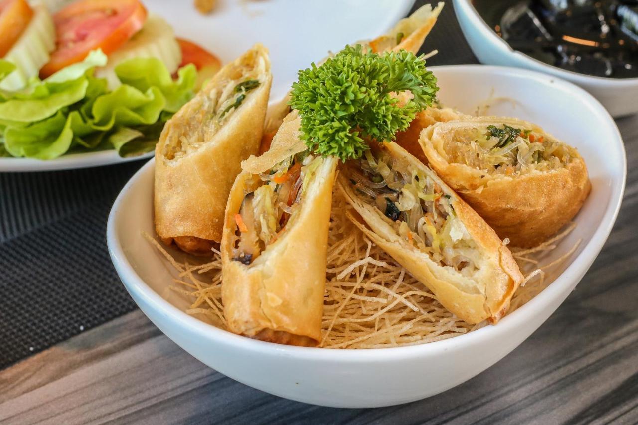 Crystal Suites Suvarnbhumi Airport Bangkok Ngoại thất bức ảnh